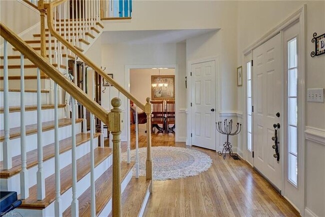 Building Photo - 12325 6 Ponds Ln