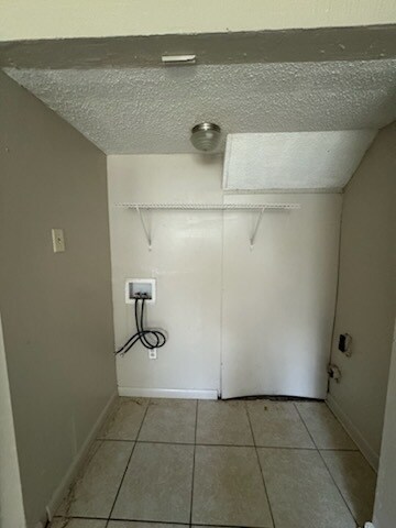 Building Photo - 13706 Goodwood Blvd