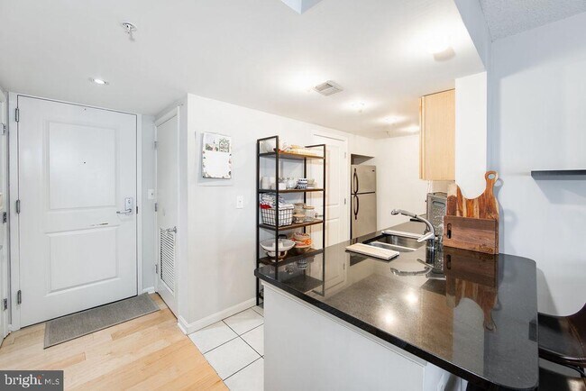 Building Photo - 1225 13th St NW