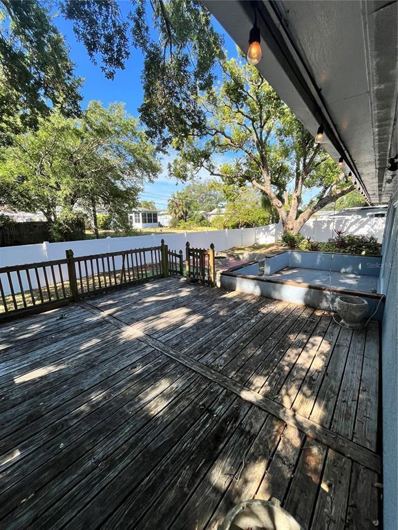 Building Photo - 10980 104th Ave