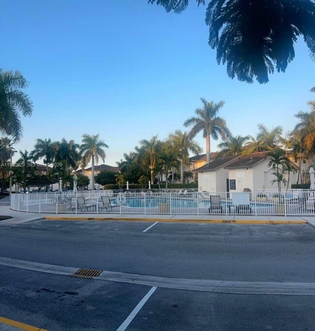 Building Photo - 11625 NW 87th Ln