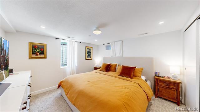 Building Photo - 1325 Dahlia St