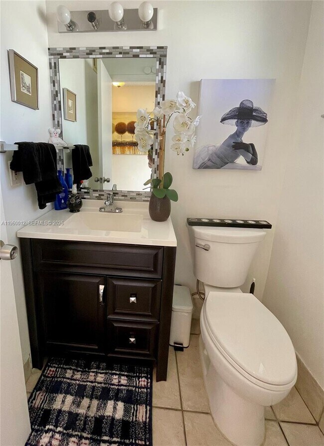 Building Photo - 1422 Amanda St