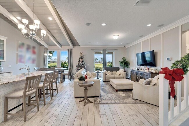 Building Photo - 13316 Palmera Vista Dr