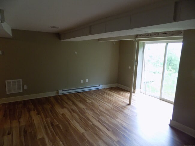 Building Photo - 12 Fogarty Ln