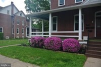Building Photo - 330 Broad St