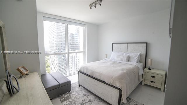 Building Photo - 1080 Brickell Ave