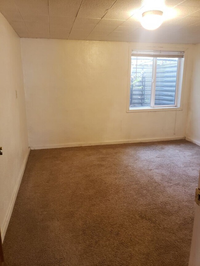 Building Photo - Garden level 2 br  near School of Mines | Mountain views | walking distance to downtown Golden