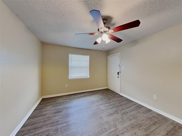 Building Photo - 1308 E Timberview Ln