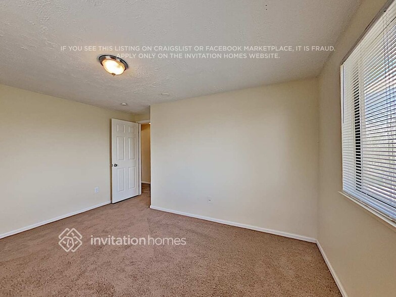 Building Photo - 725 Eldora Pl