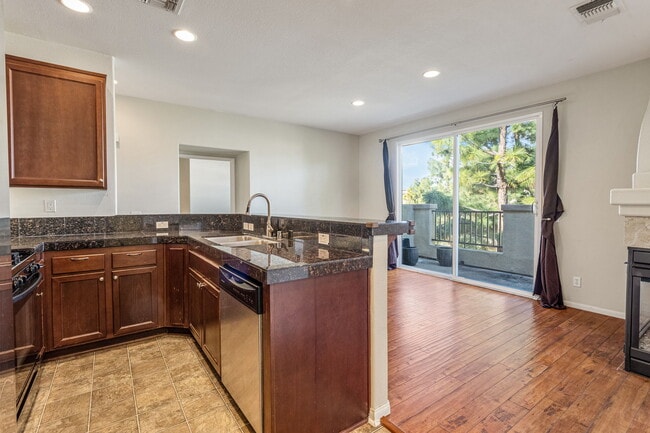 Building Photo - 1429 Caminito Sardinia