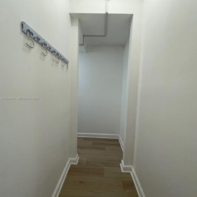 Building Photo - 3020 NW 125th Ave