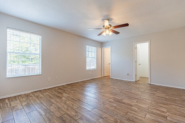 Building Photo - 8434 Miners Point