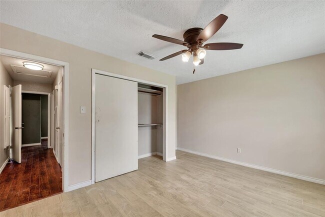 Building Photo - 16603 Tibet Rd