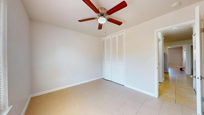 Building Photo - 8826 Cape Valley Dr