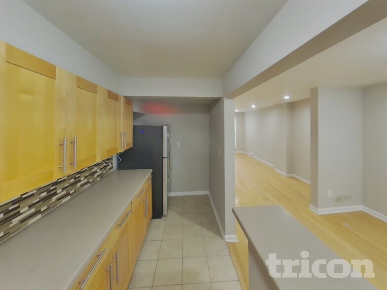 Building Photo - 7908 St Monica Dr