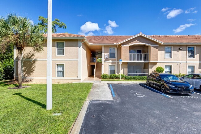 Primary Photo - ** IBIS CLUB ** 3 BED / 2 BATH - CONDO - G...