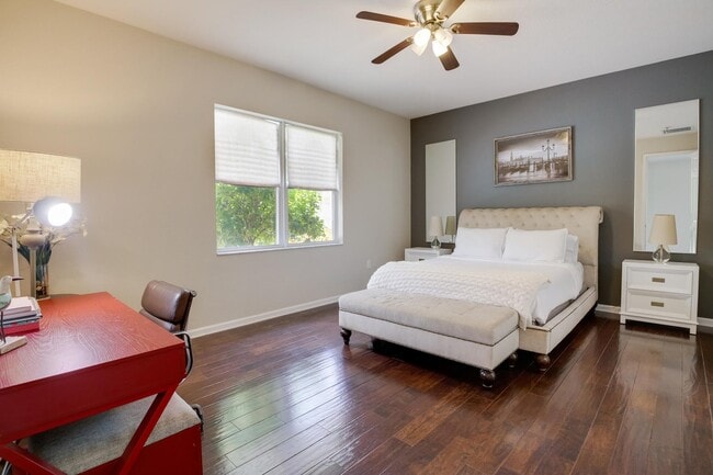 Building Photo - 10894 Bitternut Hickory Ln