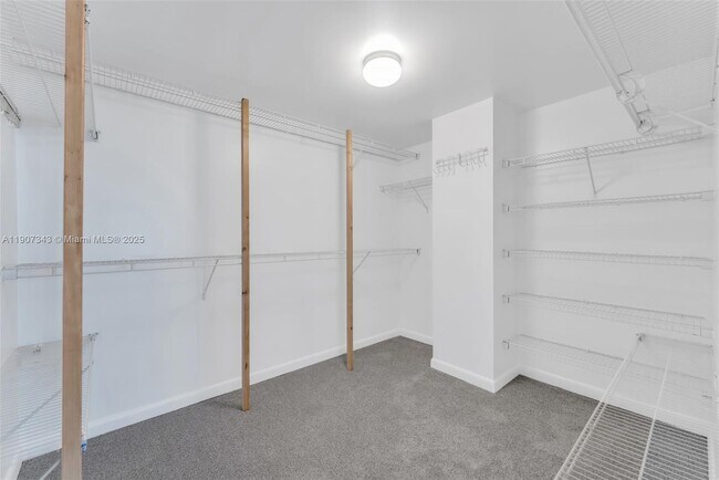 Building Photo - 7350 SW 89th St