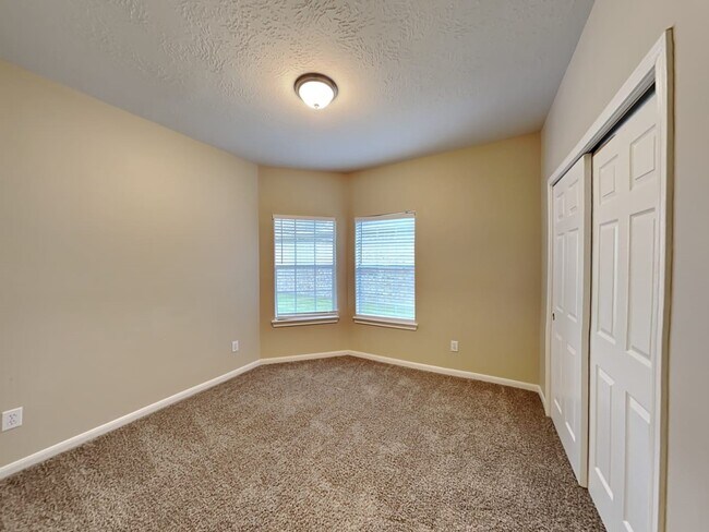 Building Photo - 3831 Princeton Park Ct