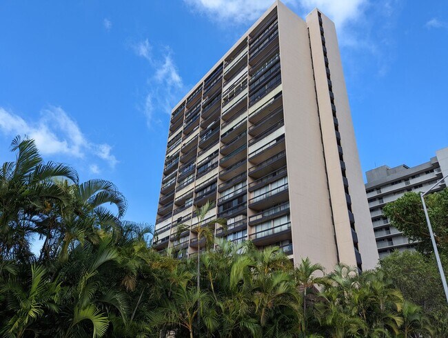 Building Photo - Partly Furnished 1-Bedroom 1-Bath with 1 parking @ Kinau Lanais in Makiki
