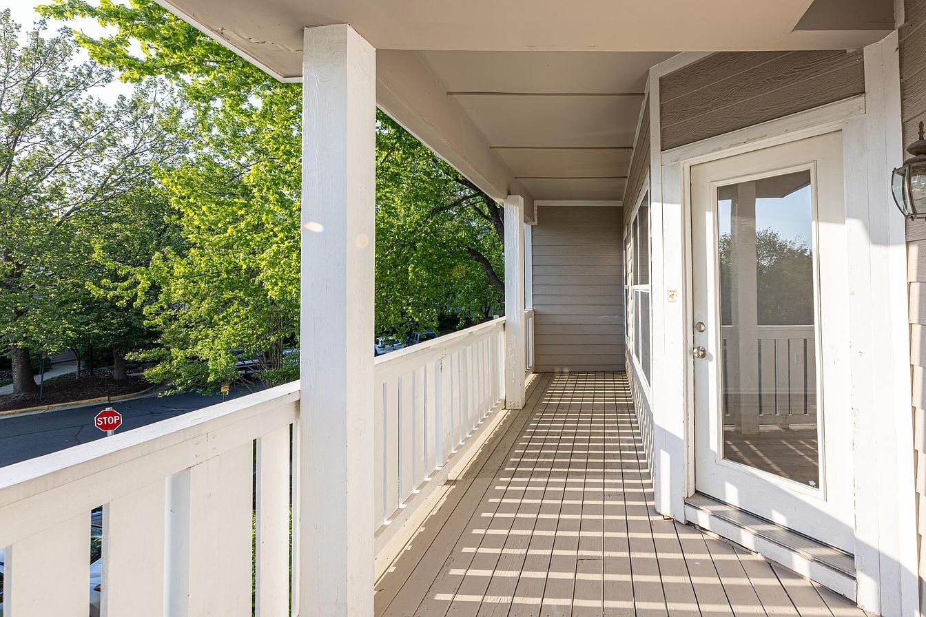 Balcony - 14301 Rosy Ln