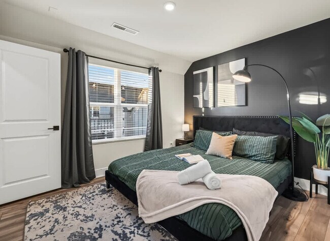 Building Photo - 3019 Jolene Ct