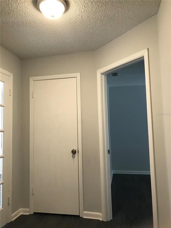 Building Photo - 11141 Essex Ridge Ct