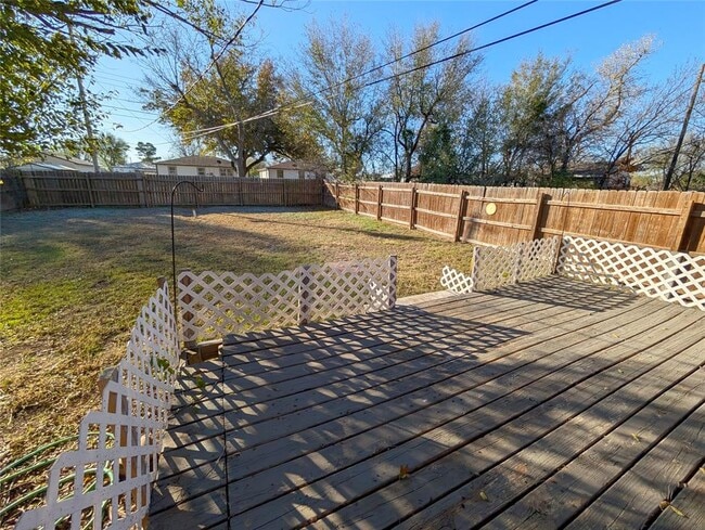 Building Photo - 414 NW 97th St