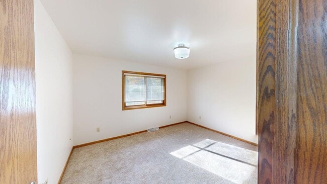 Building Photo - 1209 W Wausau Ave