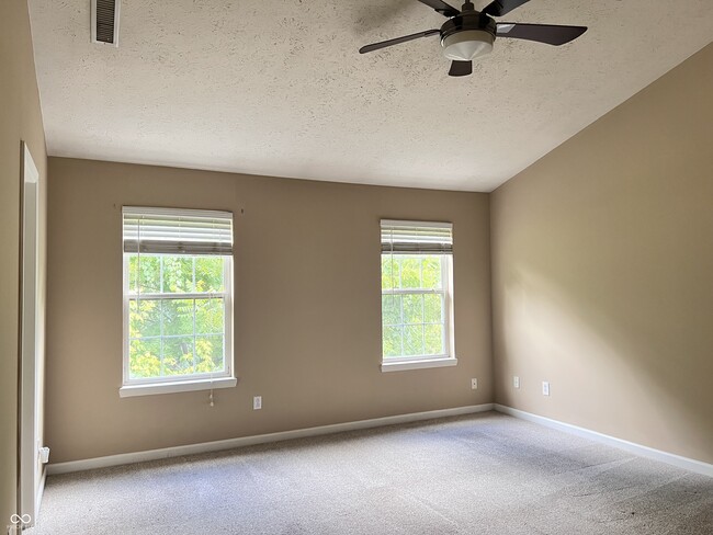 Building Photo - 3332 Decker Ridge Dr