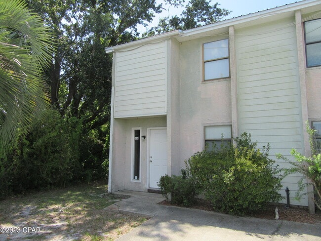 Building Photo - 5414 Manzonita Dr