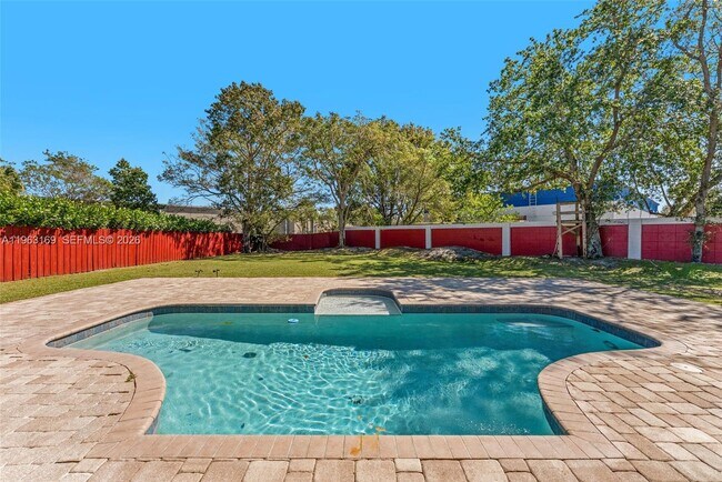 Building Photo - 3802 NW 1st Pl