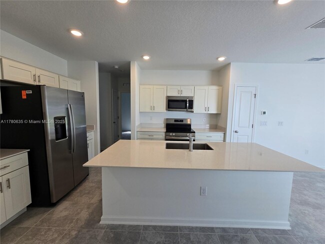 Building Photo - 5814 Le Marin Wy