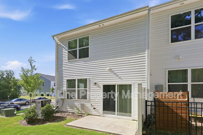 Building Photo - 1117 Dakine Dr