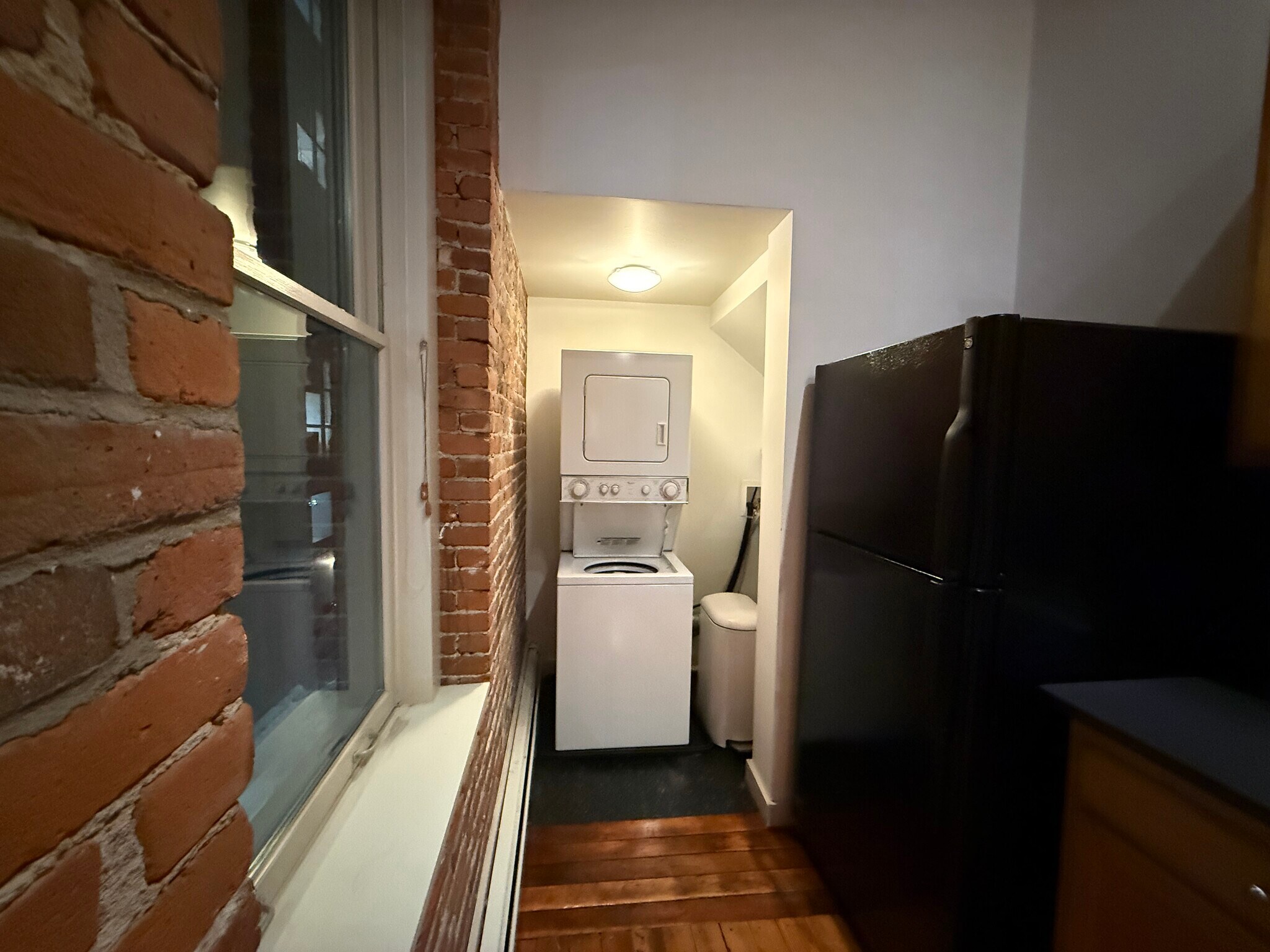 Building Photo - 93 Eddy St