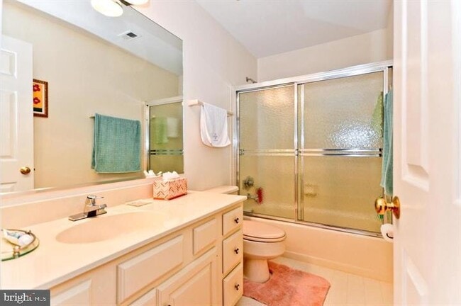 Building Photo - 1540 Hampton Hill Cir