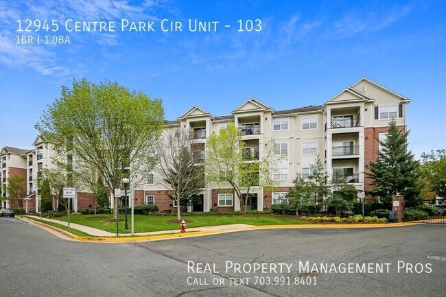 Building Photo - 12945 Centre Park Cir