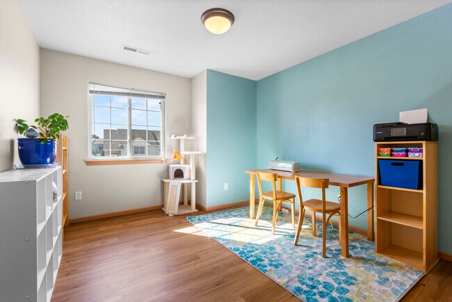 Building Photo - 1552 Cook Cir