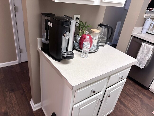 Building Photo - 5724 Clearbay Ln