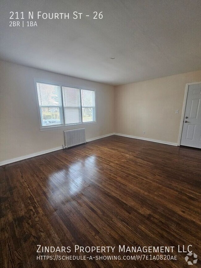 Building Photo - Newly Renovated 2 Bed 1 Bath Apartment in ...