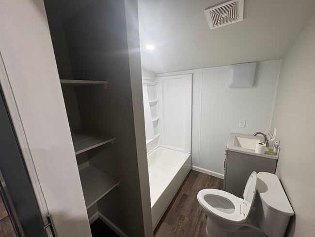 Building Photo - 3612 N 46th St