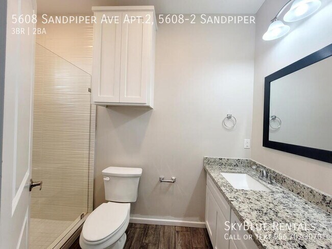 Building Photo - 5608 Sandpiper Ave