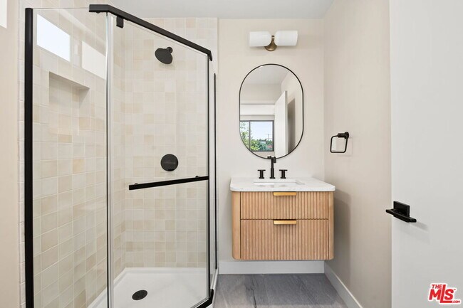 Building Photo - 5843 Whitworth Dr