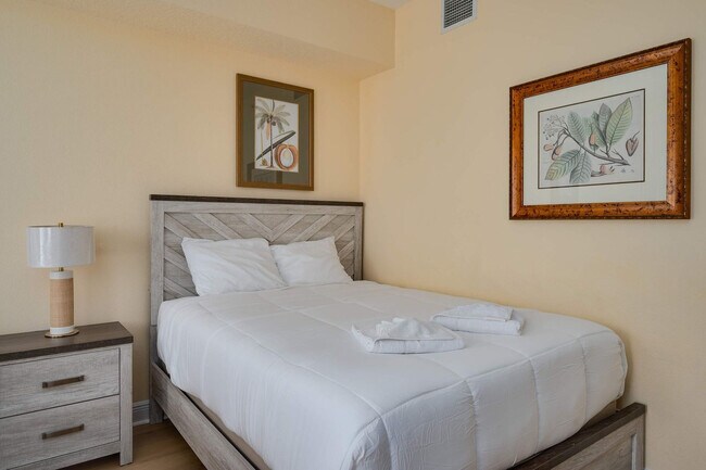 Building Photo - 7628 Heritage Crossing Way