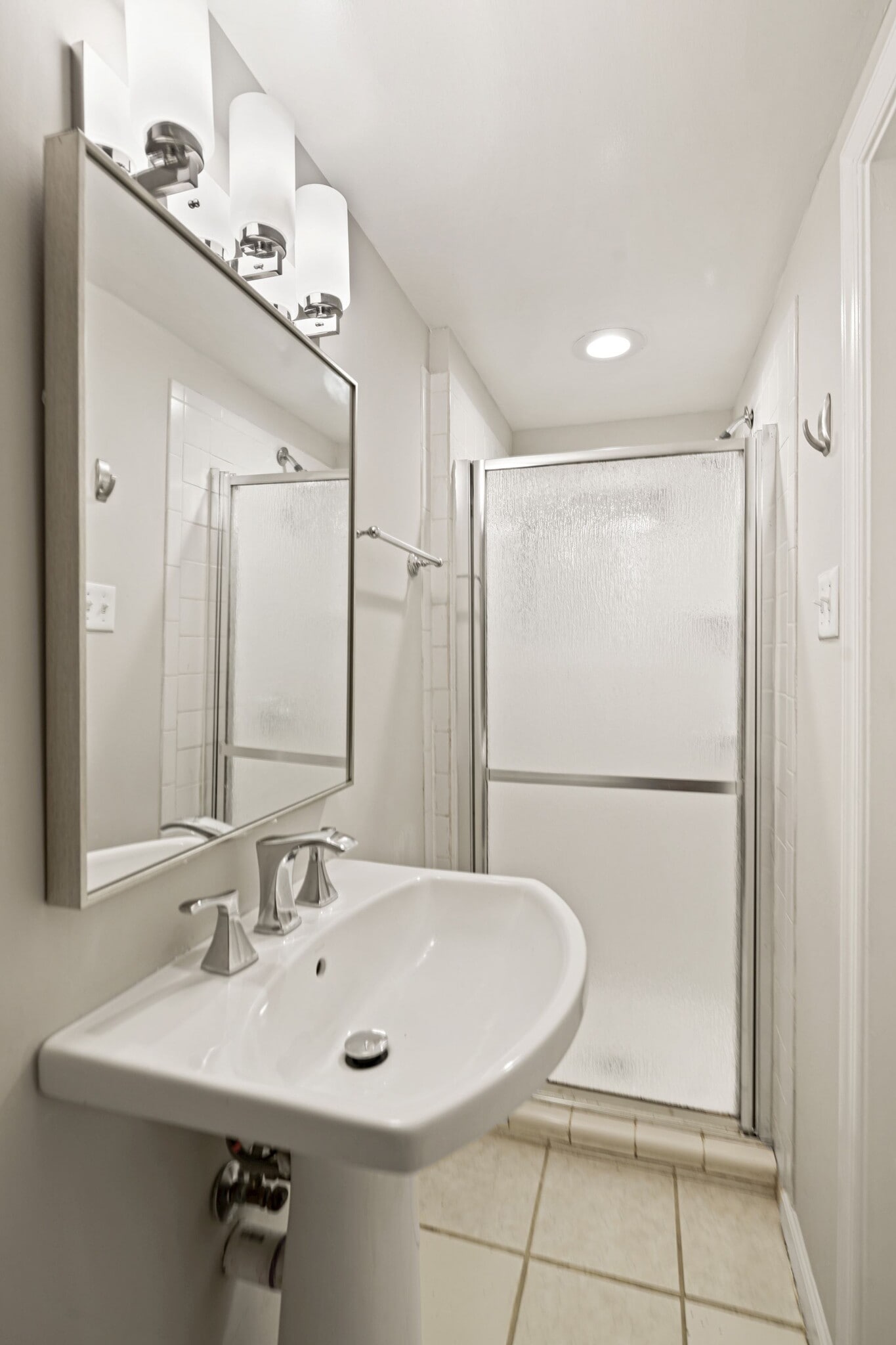 Building Photo - 3805 New Hampshire Ave NW