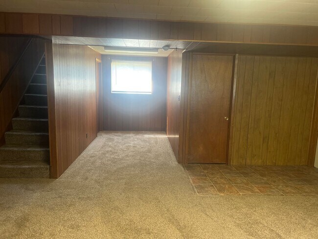 Building Photo - 145-149 Summers Street