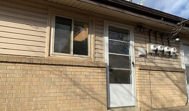 Building Photo - 8302-8308 W. 26th Ave