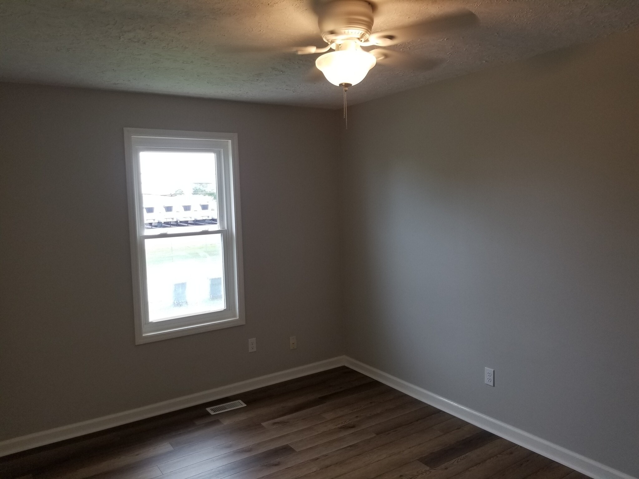 Bedroom 2 - 1445 Toshiba Drive, #B