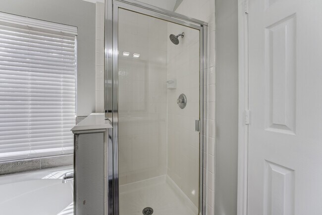 Building Photo - 12415 Silversmine Dr